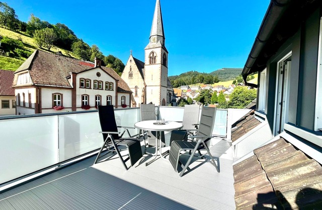 Apartment 'Ferienwohnung Schwarzwaldliebe' with Private Terrace and Wi-Fi