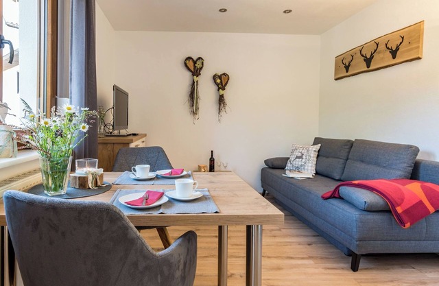 Apartment 'Bergblick' with Mountain View, Shared Terrace and Wi-Fi