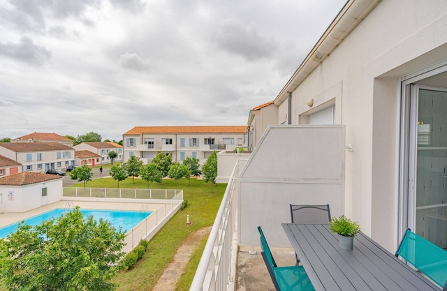 Apartment 'Evasion Charentaise' with Shared Pool, Balcony and Wi-Fi