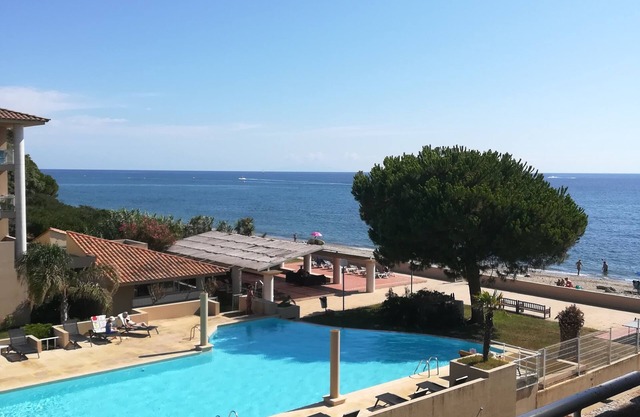 Apartment T2 en Bordure de Mer Les pieds dans l'eau