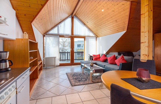 Apartment '1' with Balcony and Wi-Fi