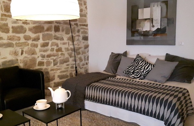Apartment 1/Gite 1 LE Grand Paradis mit 75qm/Pool & Garten