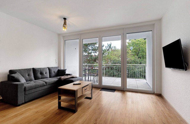 Apartment '2' with Balcony and Wi-Fi