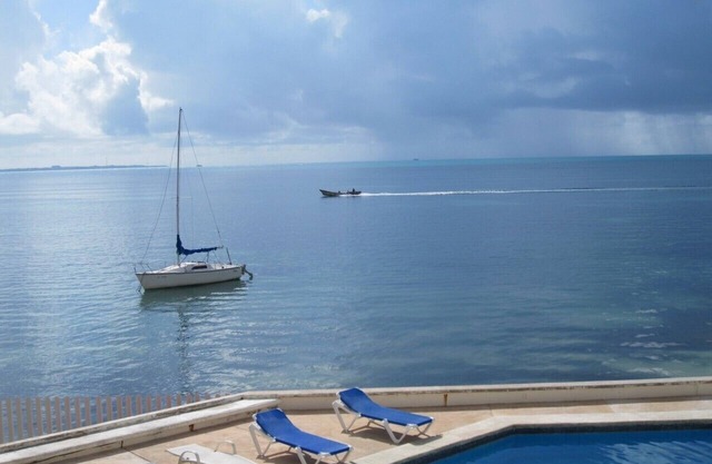 Apartment 203 with beautiful ocean view
