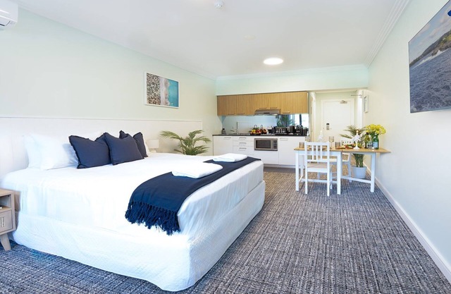 Apartment 212 Sebel Kiama – contemporary harbourside studio