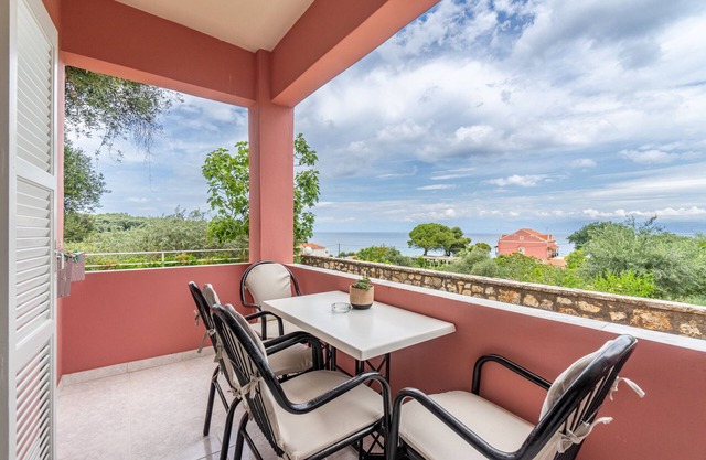 Apartment '3' with Sea View, Wi-Fi and Air Conditioning