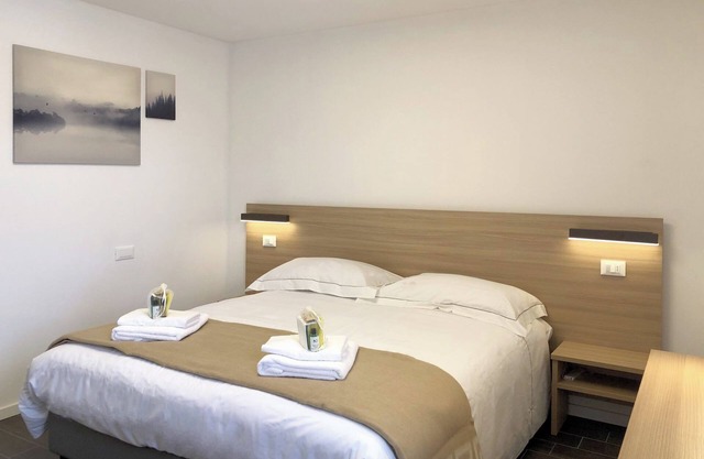 Apartment 4+2 with large panoramic terrace (204)