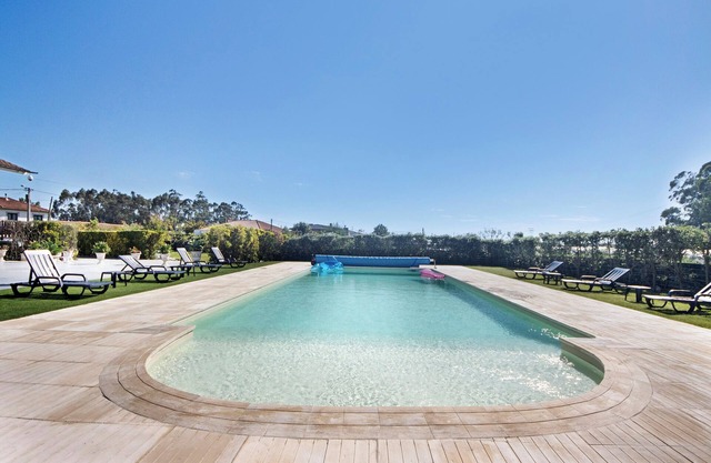 Apartment 'Apartamento Lomi Com Piscina' with Shared Pool, Shared Terrace and Wi-Fi
