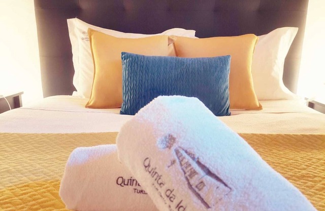 Apartment "Apartamento - Casa Limoeiro" with Mountain View, Shared Pool & Wi-Fi