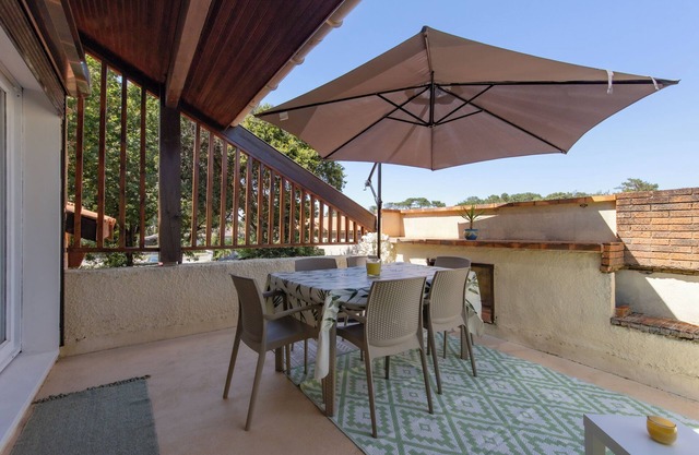 Apartment 'Appartement Soulac' with Private Terrace, Private Garden and Wi-Fi