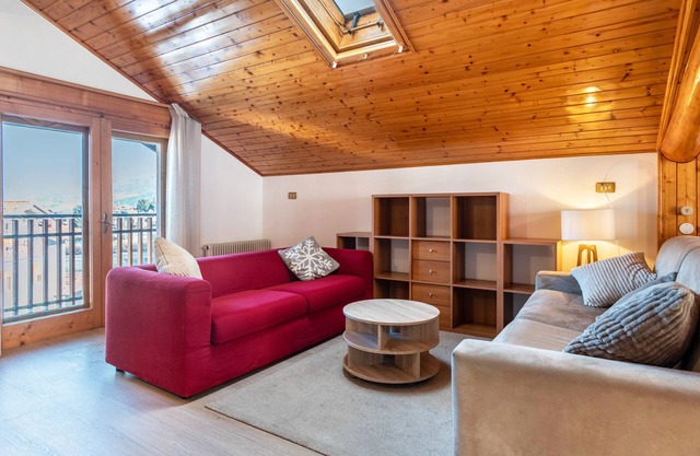 Apartment 'Appartamento Maurizio' with Mountain View, Private Garden and Wi-Fi