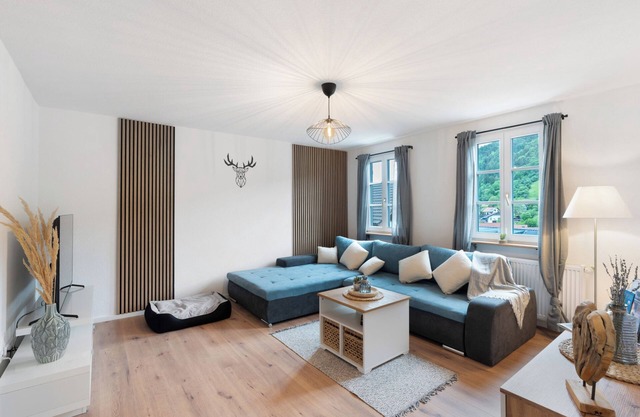 Apartment 'Appartement Bergblick' with Mountain View, Shared Garden and Wi-Fi