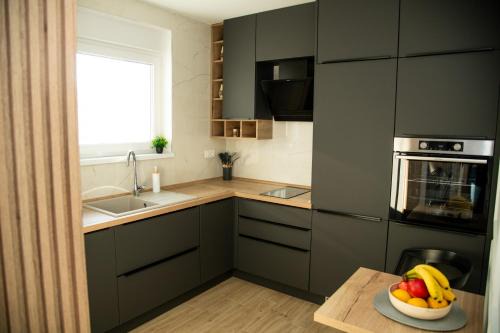 Apartment April