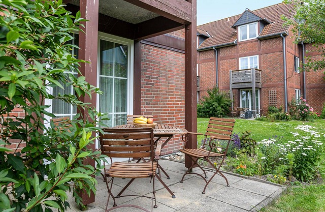 Apartment 'Atlanta 101' with Private Terrace, Private Garden and Wi-Fi