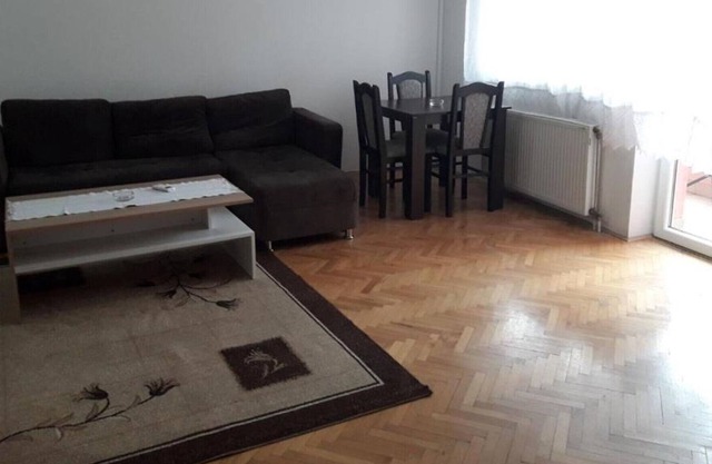 Apartment Aurora - Studio Apartment with Balcony