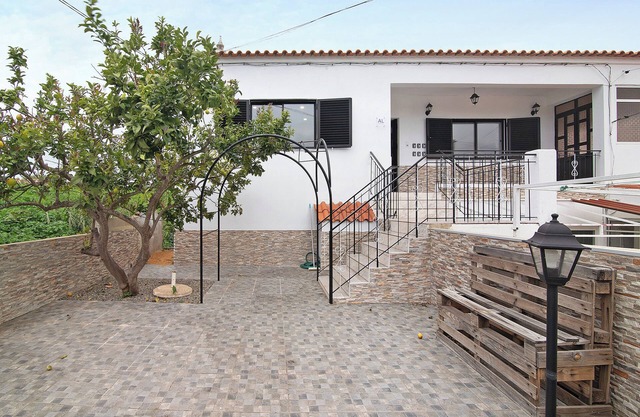 Apartment 'Beach' with Shared Terrace, Wi-Fi and Air Conditioning