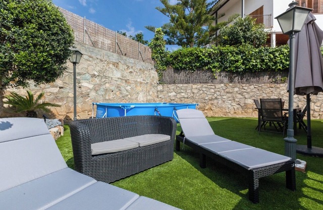 Apartment 'Bruc Beach' with Private Pool, Wi-Fi and Air Conditioning