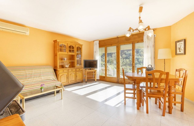 Apartment 'Casa De La Font' in Sant Martí de Barcedana with Shared Pool and Air Conditioning