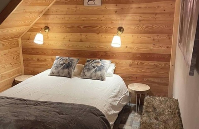 Apartment 'Chez Nous Piste Noire' with Mountain View, Balcony and Wi-Fi