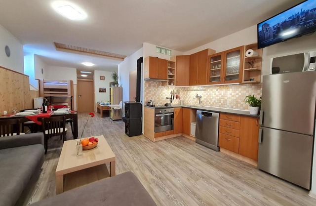 aPARTment chLEEW (1844)