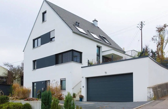 Apartment 'Kirchheim' with Private Terrace and Wi-Fi
