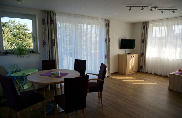 Apartment 'Lemberger' with Shared Garden, Balcony and Wi-Fi
