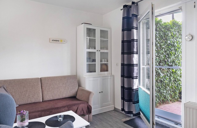 Apartment 'Ferienwohnung 12 Im Haus Borkum' with Private Terrace and Wi-Fi