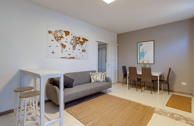 Apartment 'Donigala House' with Wi-Fi and Air Conditioning