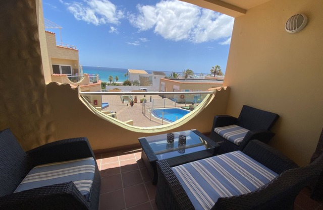 Apartment, dream location, on the sandy beach, WiFi on request, community pool