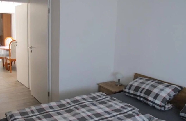 Apartment 'Eichenauer' with Shared Terrace, Wi-Fi and Air Conditioning