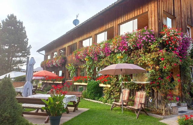 Apartment 'Evi' with Mountain View, Shared Garden and Wi-Fi