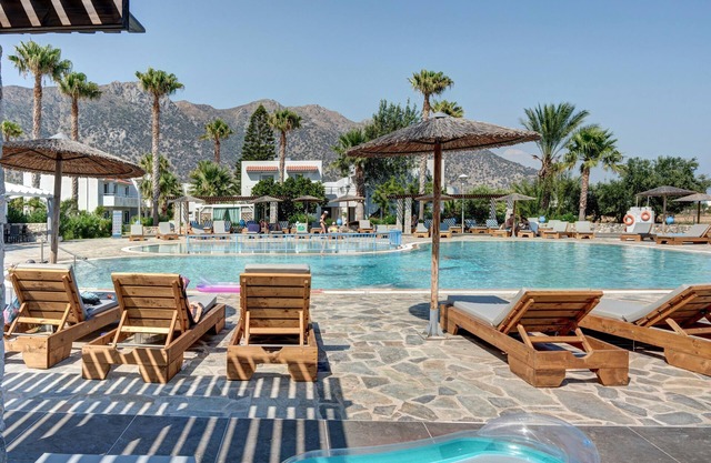 Apartment 'Evripides Family One -bedroom 1' with Shared Pool, Shared Garden and Air Conditioning