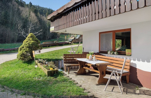 Apartment 'Ferienwohnung Zitrone' with Mountain View, Private Terrace and Wi-Fi