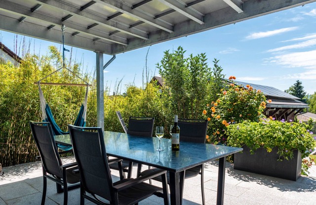 Apartment 'Ferienwohnung' with Private Terrace and Wi-Fi