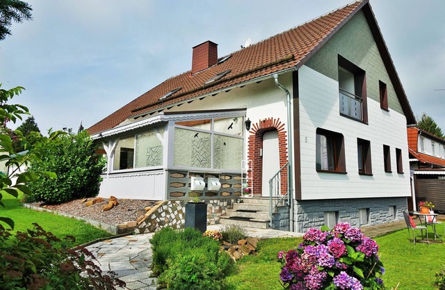 Apartment 'Ferienwohnung Schiller' with Shared Garden, Balcony and Wi-Fi