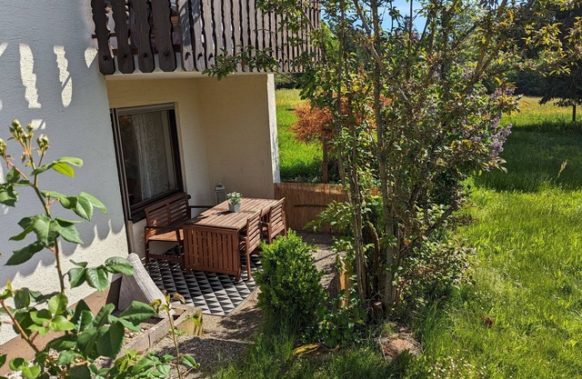 Apartment 'Ferienwohnung Wiesenblümle' with Private Terrace, Private Garden and Wi-Fi