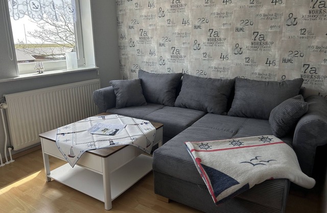 Apartment 'Ferienwohnung Godewind' with Shared Terrace, Shared Garden and Wi-Fi
