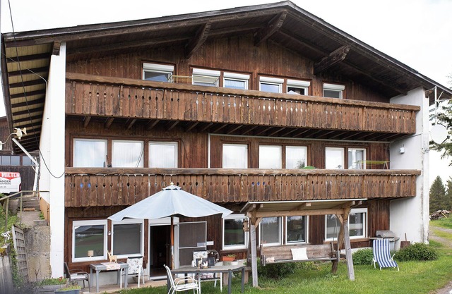 Apartment 'Fernblick' with Private Terrace, Shared Garden and Wi-Fi