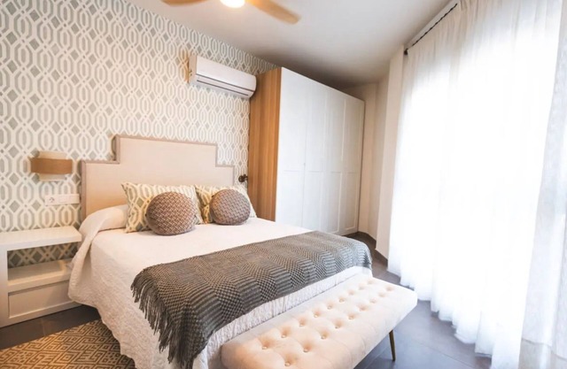 Apartment 'Flores De Cordoba Clavel 4' with Wi-Fi and Air Conditioning