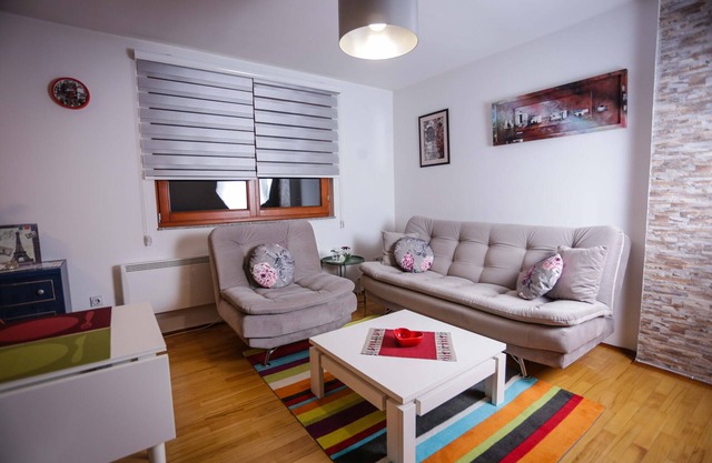 Apartment for rent in Pale