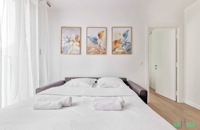 Apartment with balcony in Paris