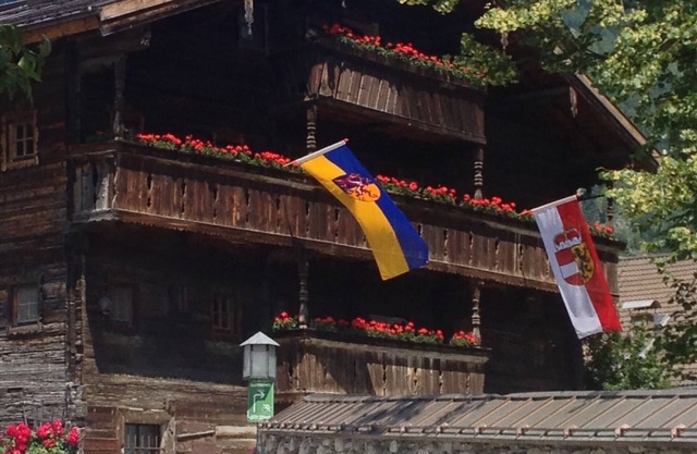 Apartment 'Geigerhaus 500 Jahre - A' with Mountain View, Shared Sauna & Wi-Fi