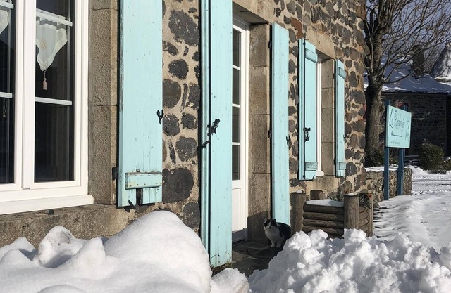 Apartment 'Gite La Randonnée' with Private Pool, Private Terrace and Wi-Fi