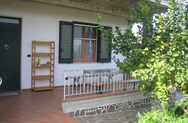 Apartment Guardia Vomano, quiet village location.