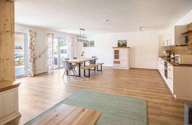 Apartment Häfele 1 with Wi-Fi & Terrace, Family friendly