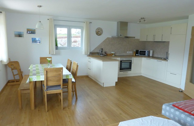 Apartment Hipp No. 1 - 84m² on the ground floor with terrace and mountain view in a top location