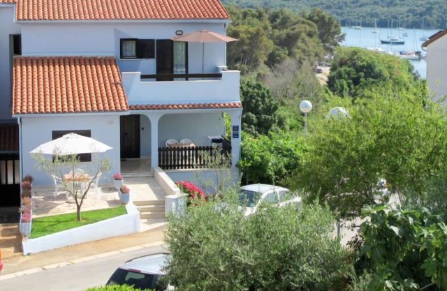 Apartment Hula (PUL246) in Pula - 2 persons, 1 bedrooms