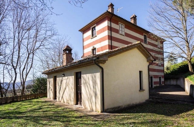 Apartment in Citerna with Pool and Garden