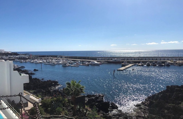Apartment in quiet complex overlooking Puerto del Carmen harbour