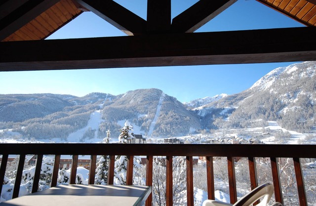 Apartment in a chalet in the heart of the Serre Chevalier